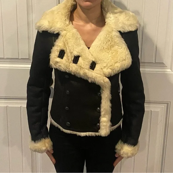 Genuine leather double breasted button jacket with faux fur lining - Picture 1 of 5